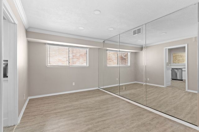 7812 Royal Lane 210, Dallas, TX 75230