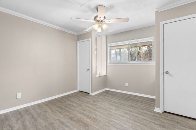 7812 Royal Lane 210, Dallas, TX 75230