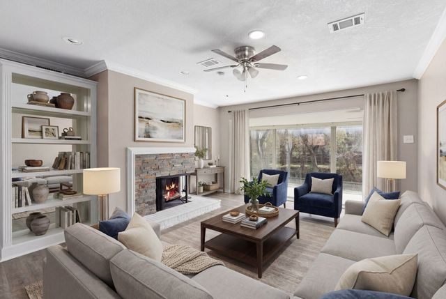 7812 Royal Lane 210, Dallas, TX 75230