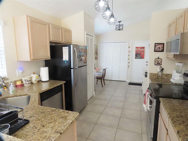 1601 BOULDER CREEK COURT, Apopka, FL 32712