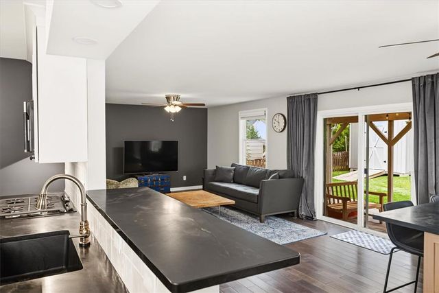 303 Cedar Road, Hellertown Boro, PA 18055