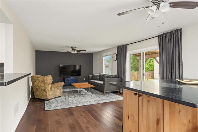 303 Cedar Road, Hellertown Boro, PA 18055