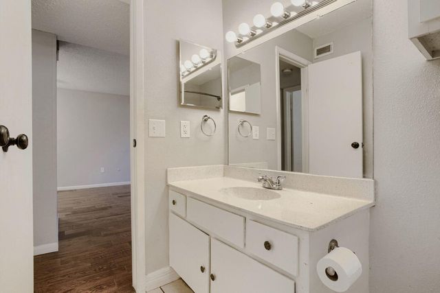 260 El Dorado Boulevard 2903, Houston, TX 77598
