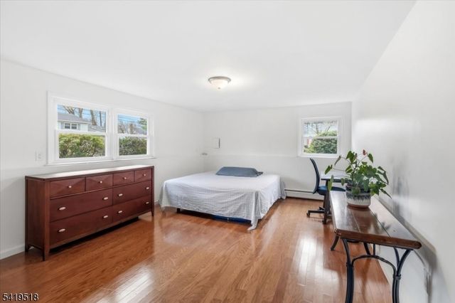 41 Ackerman Dr, Fair Lawn Boro, NJ 07410