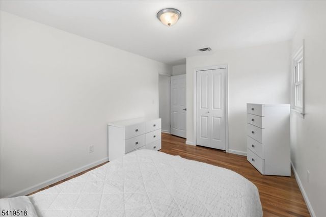 41 Ackerman Dr, Fair Lawn Boro, NJ 07410