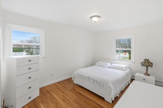 41 Ackerman Dr, Fair Lawn Boro, NJ 07410