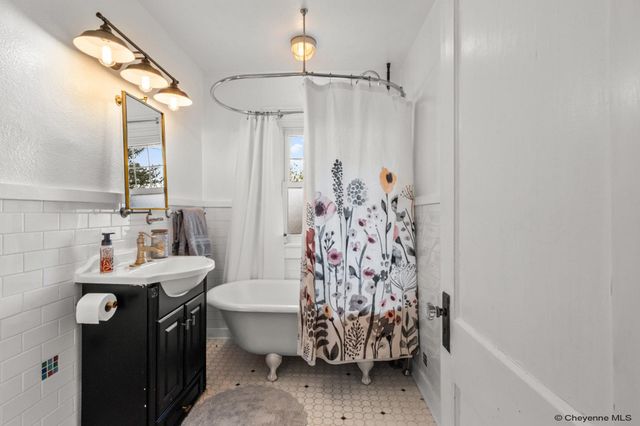 1418 W 31ST ST, Cheyenne, WY 82001
