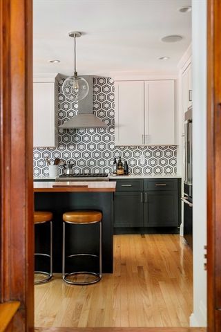 18 Southbourne Rd, Boston, MA 02130