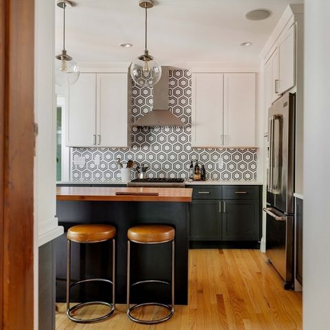 18 Southbourne Rd, Boston, MA 02130
