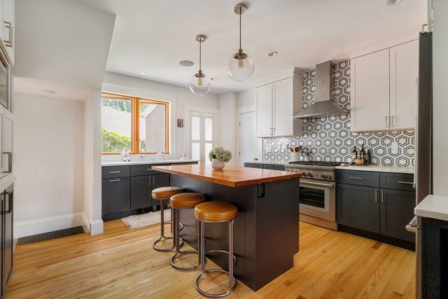 18 Southbourne Rd, Boston, MA 02130