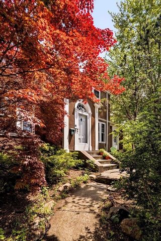 18 Southbourne Rd, Boston, MA 02130