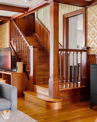 18 Southbourne Rd, Boston, MA 02130