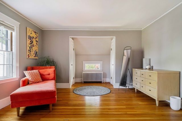 18 Southbourne Rd, Boston, MA 02130