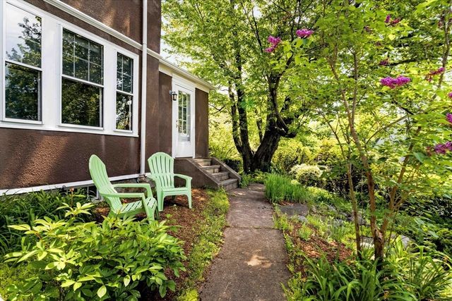18 Southbourne Rd, Boston, MA 02130