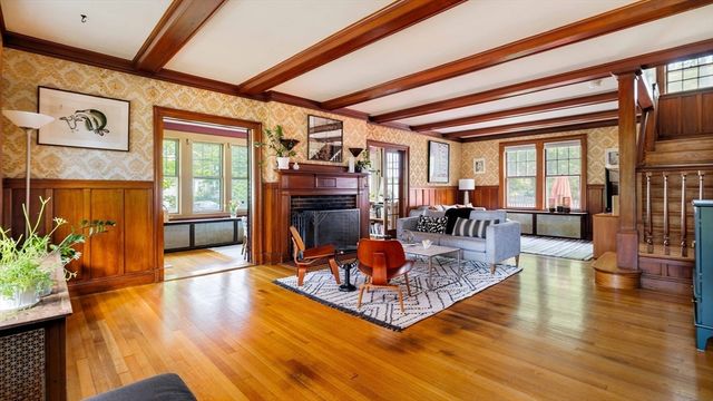 18 Southbourne Rd, Boston, MA 02130
