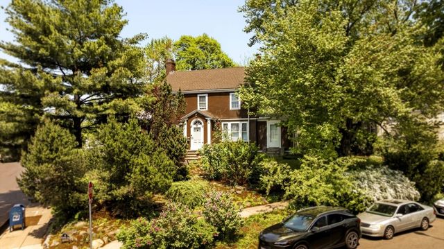 18 Southbourne Rd, Boston, MA 02130