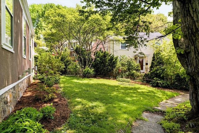 18 Southbourne Rd, Boston, MA 02130