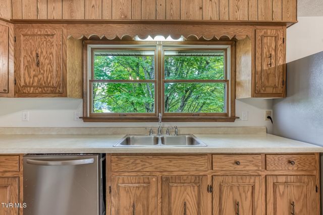 153 Adams Road, Mountain City, TN 37683