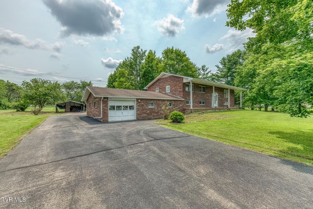 153 Adams Road, Mountain City, TN 37683