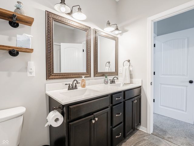 249 Patriots Landing, Coatesville, IN 46128