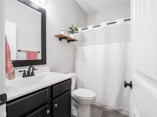 249 Patriots Landing, Coatesville, IN 46128