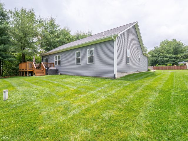 249 Patriots Landing, Coatesville, IN 46128