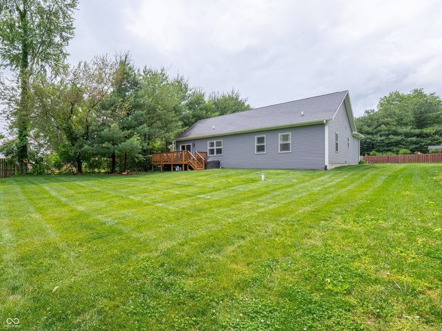 249 Patriots Landing, Coatesville, IN 46128