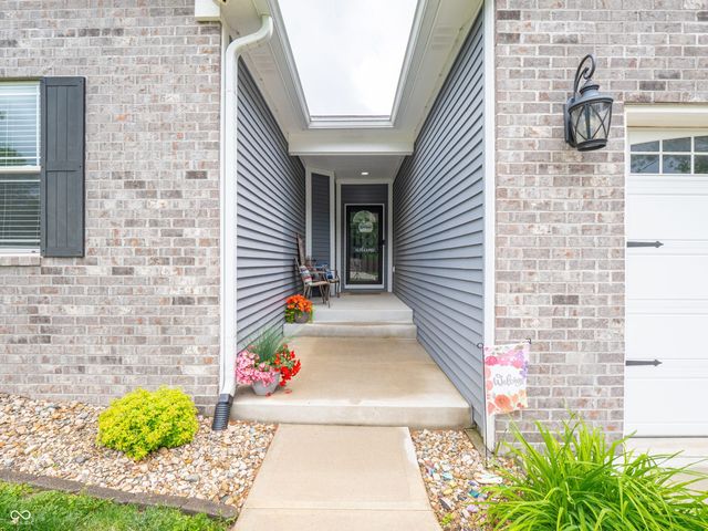 249 Patriots Landing, Coatesville, IN 46128
