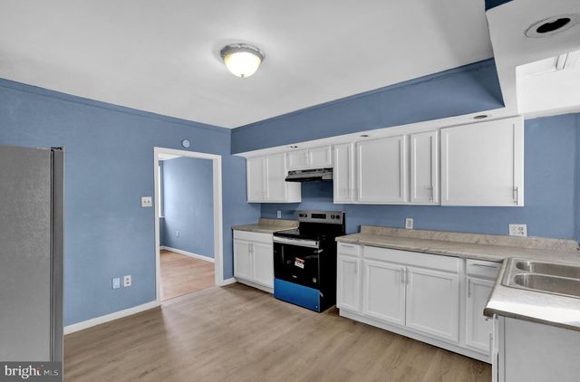 70 N CENTRE AVENUE, Leesport, PA 19533