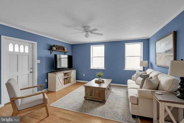 70 N CENTRE AVENUE, Leesport, PA 19533