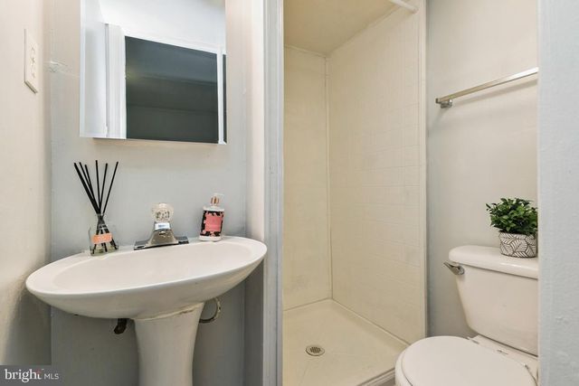 5565 PEPPERCORN DR, Burke, VA 22015