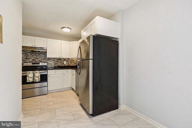 5565 PEPPERCORN DR, Burke, VA 22015