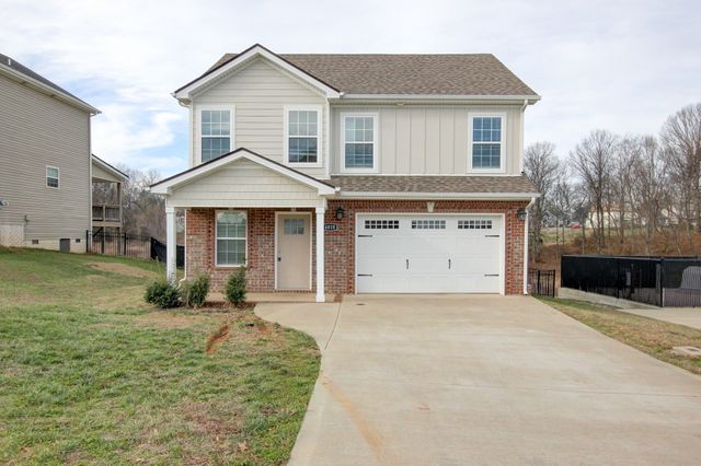 4010 Fort Sumter Dr, Clarksville, TN 37042