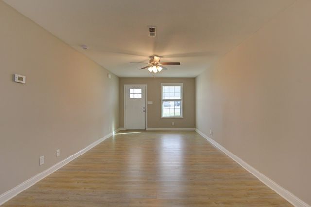 4010 Fort Sumter Dr, Clarksville, TN 37042