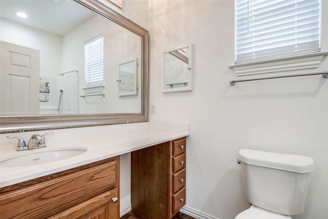 2412 Colquitt Road, Terrell, TX 75160