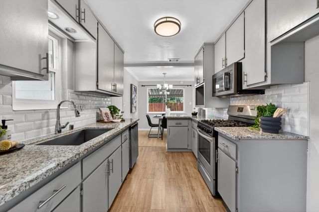 2708 Barbera Way, Rancho Cordova, CA 95670