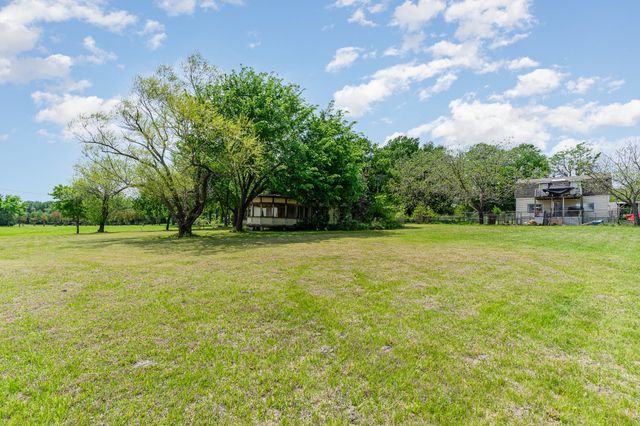 10791 Big Thicket Trail, Quinlan, TX 75474
