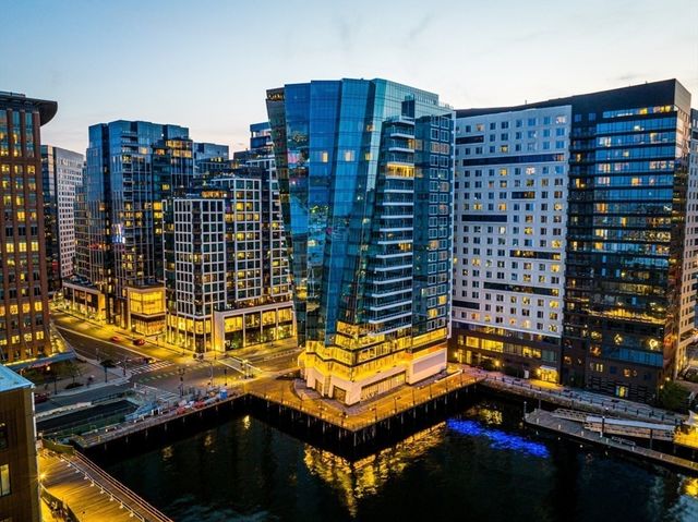 150 Seaport Blvd 8G, Boston, MA 02210
