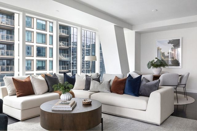 150 Seaport Blvd 8G, Boston, MA 02210
