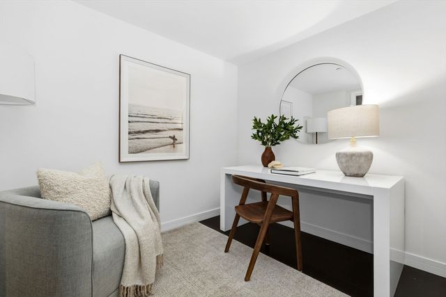 150 Seaport Blvd 8G, Boston, MA 02210