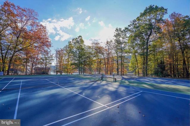 29 GREAT OAKS DR, Nesquehoning, PA 18240