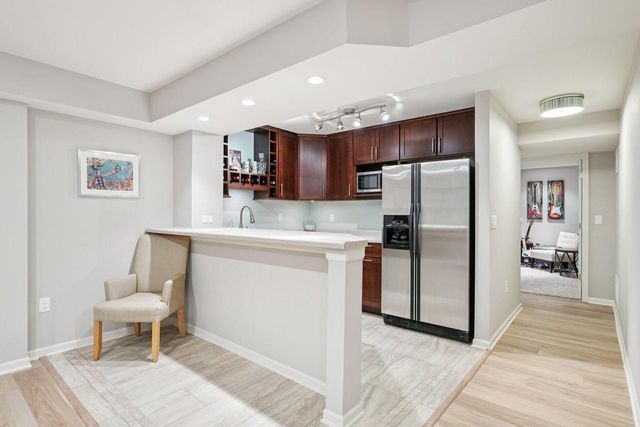 W244N5731 Falcon DRIVE, Sussex, WI 53089
