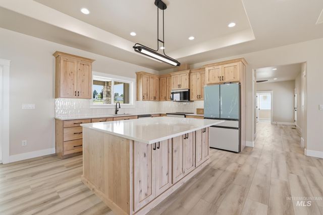 2511 E 3730 N, Twin Falls, ID 83301