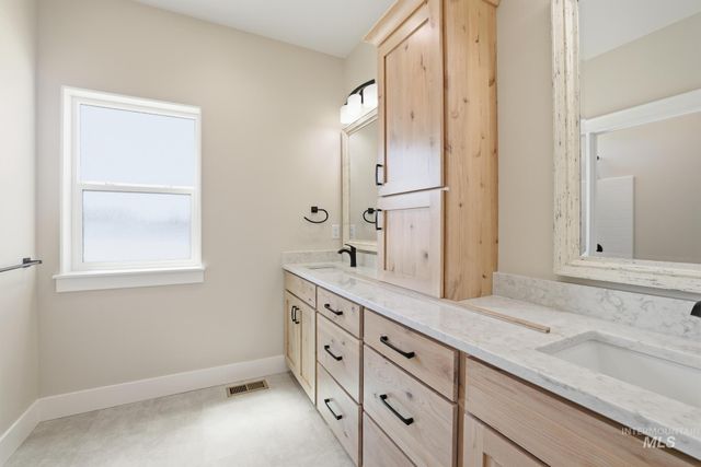 2511 E 3730 N, Twin Falls, ID 83301