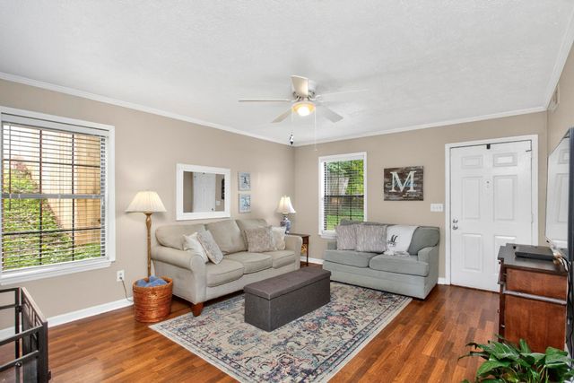 400 Deerpoint Cir Unit 400, Hendersonville, TN 37075