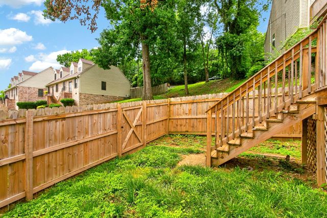 400 Deerpoint Cir Unit 400, Hendersonville, TN 37075