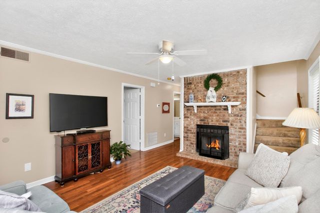 400 Deerpoint Cir Unit 400, Hendersonville, TN 37075