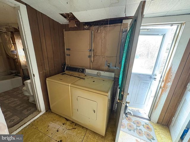 1019 SHORELAND DR, Glen Burnie, MD 21060