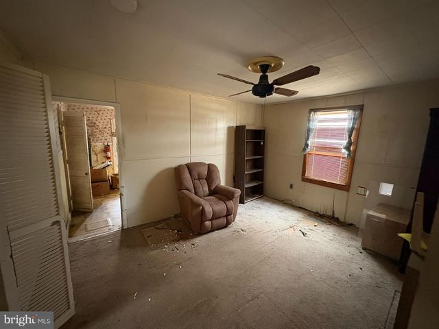 1019 SHORELAND DR, Glen Burnie, MD 21060