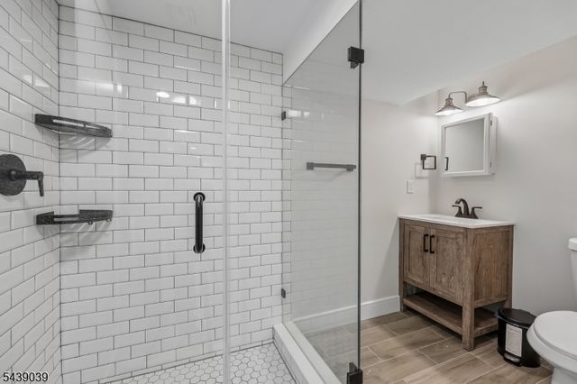 676 Ridgewood Rd, Oradell Boro, NJ 07649